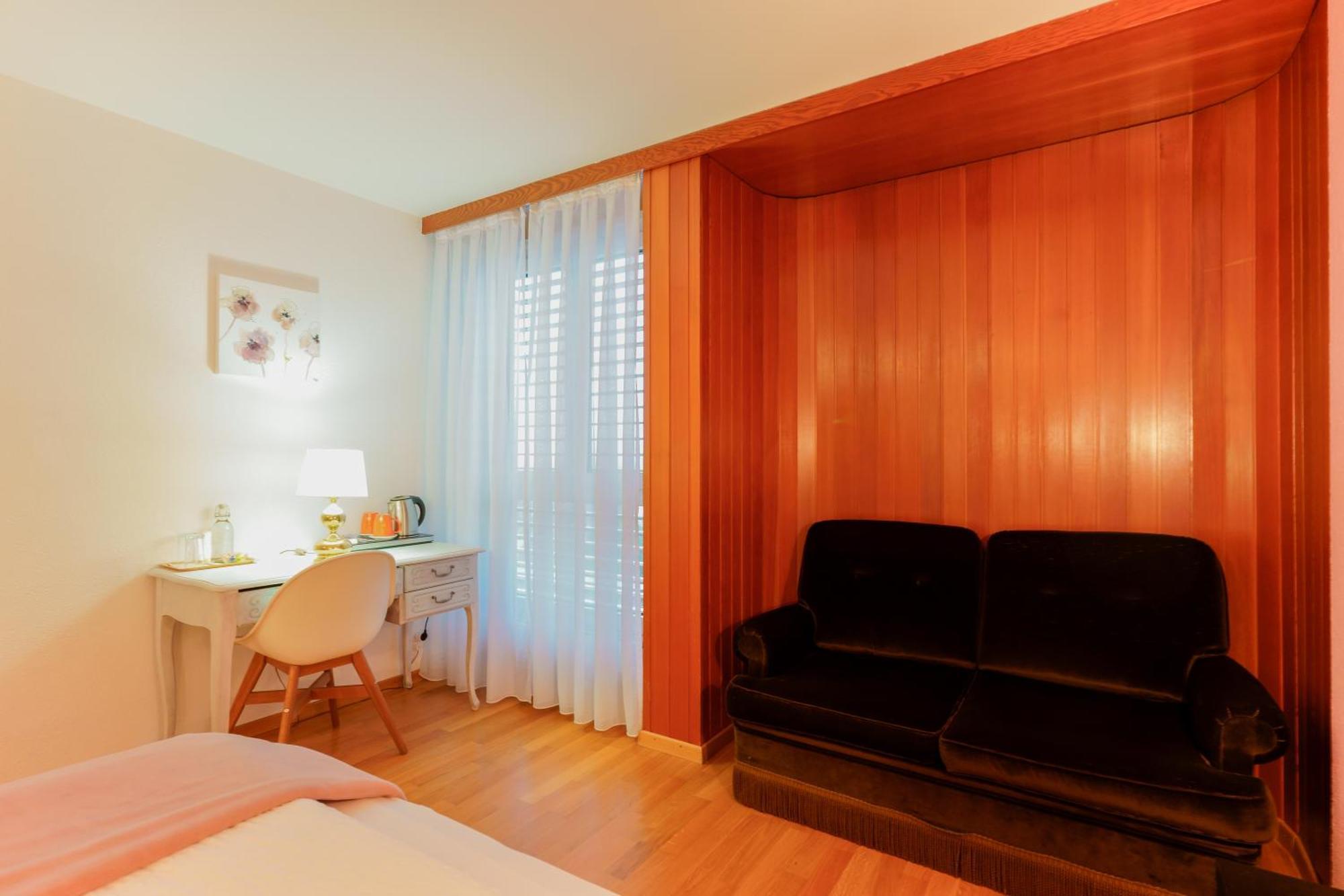Hotel Du Grand-Pre Marly-le-Grand Ngoại thất bức ảnh